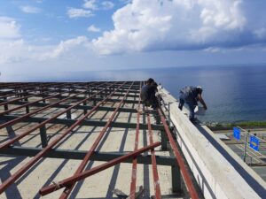 Meray Çelik Yapılar | Endüstriyel Çelik Konstrüksiyon Uzmanı - Kartallar Rize Limandere Otel Çatısı- 335