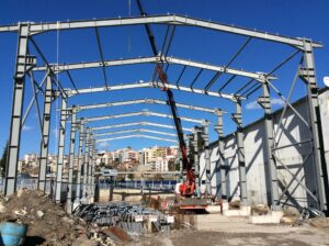 Meray Çelik Yapılar | Endüstriyel Çelik Konstrüksiyon Uzmanı - İzmir Karşıyaka Deniz Üssü Hangarlar- 1