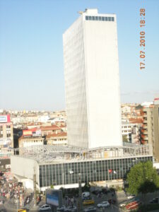 Meray Çelik Yapılar | Endüstriyel Çelik Konstrüksiyon Uzmanı - Kahramanlar İş Merkezi Kafeterya Katı Ankara- 1