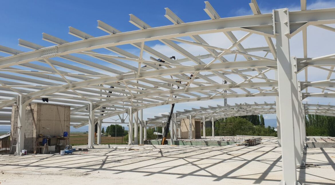 Meray Çelik Yapılar | Endüstriyel Çelik Konstrüksiyon Uzmanı - Muş Otogar Binası 2 Meray Çelik Yapılar | Endüstriyel Çelik Konstrüksiyon Uzmanı - Muş Otogar Binası- 1